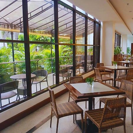 Dohera Hotel Cebu Exterior photo