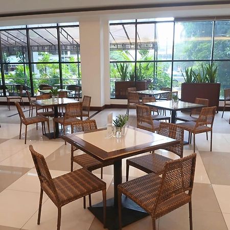 Dohera Hotel Cebu Exterior photo